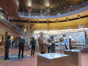 視察　石川県立図書館02