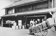 写真：喜多町のマユ問屋（1921（大正）10年ころ）