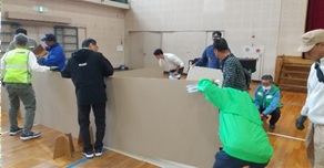 堤小学校での消防団合同防災訓練会の様子