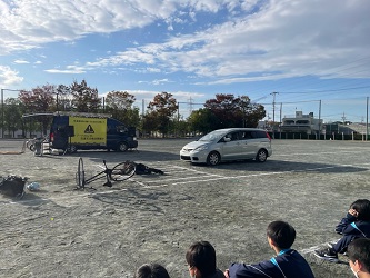 中高生向けのスケアードストレート交通安全教室02