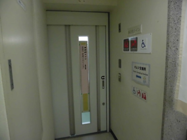 上郷支所1階多目的トイレ01