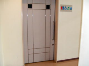 竜神交流館 多目的トイレ2階01