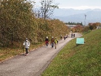 令和4年度　ウォーキングの様子01