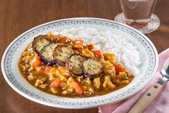 写真　フライパンで簡単!焼きなすとトマトのカレー