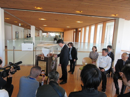 市民の誓いオルゴール寄贈式及びお披露目式