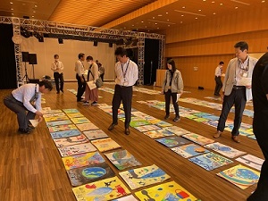 ポスターの審査会