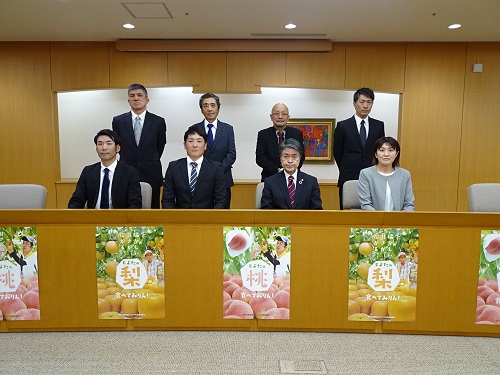 農ライフ創生センターの桃・梨専門コース研修生が研修成果の報告　12月14日（水曜日）