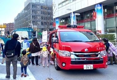 ENJOY！RALLYモーターフェスタ　はたらくくるま展示