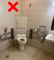 トイレの中 良くない例