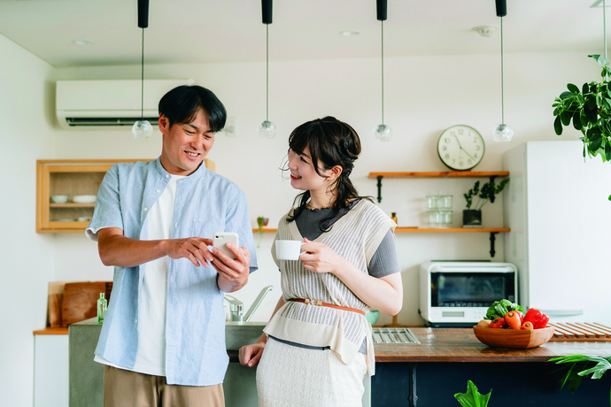 新婚夫婦のイメージ画像