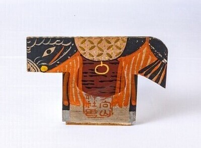 立絵馬　手向山八幡宮（写真）