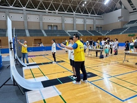 当日の様子 スポーツ吹矢の指導