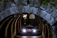 旧伊勢神トンネル（伊世賀美隧道）を走るラリーカー03