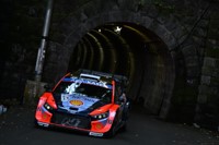 旧伊勢神トンネル（伊世賀美隧道）を走るラリーカー05