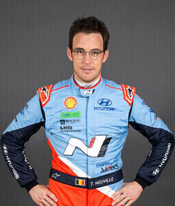 ティエリー・ヌービル選手