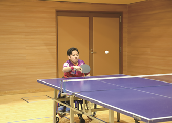 プレー中の土井健太郎選手