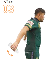 STEP03 体の後ろで腕回し