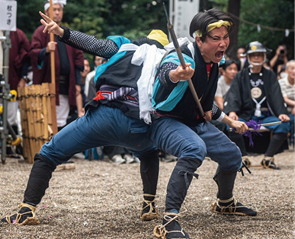 写真:猿投棒の手演武