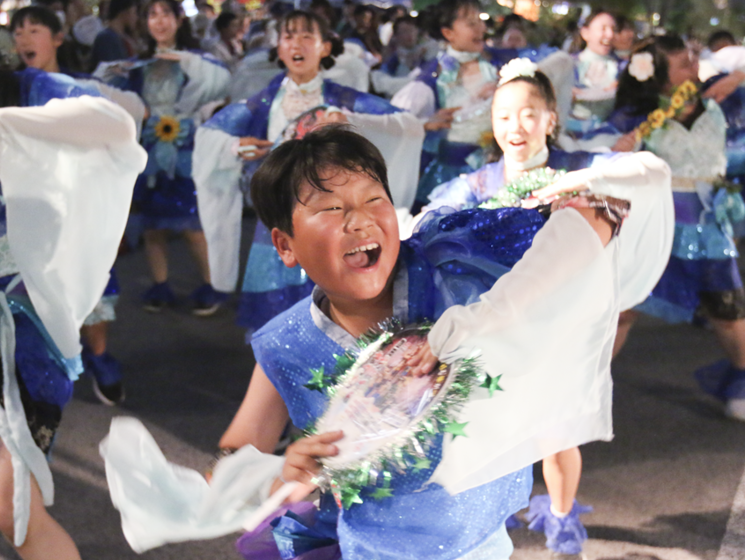 写真：おいでん総踊り