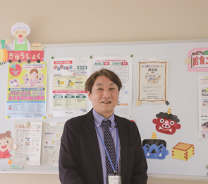 給食協会　三宅 聡人さん