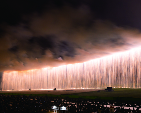  豊田おいでん祭り花火大会での「ナイアガラ大瀑布」
