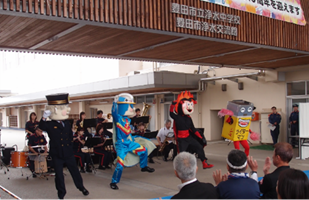 ダンスするキャラクター