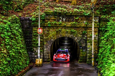 伊勢神トンネルSS(実績) 伊勢神トンネル とラリーカー