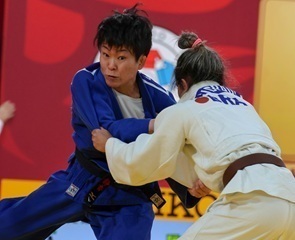 競技中の半谷静香選手
