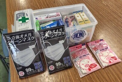 寄贈品（救急セット／写真）