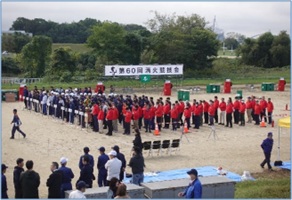 ＜前回（令和7年）の消火競技会の様子＞画像
