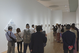 写真：生誕150年記念 モンドリアン展 純粋な絵画をもとめて