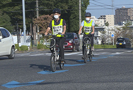 写真：秋の交通安全市民運動 自転車安全利用啓発