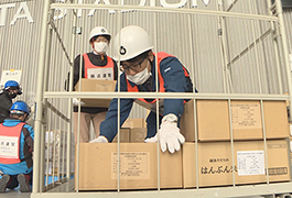 写真：愛知県･協定先事業者と連携した災害物流訓練