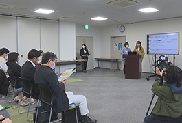 写真：令和3年度 学生によるまちづくり提案支援事業実施報告会