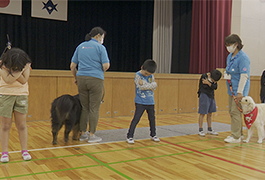 写真：犬のふれあい教室