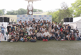 写真：羽根田卓也選手による小学生向けカヌー体験会