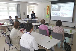 写真：高齢ドライバーの運転能力評価の実証実験