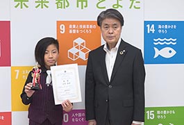 写真：ヨーロッパ国際ピアノコンクール金賞受賞者 市長訪問