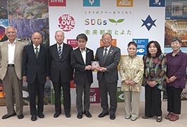 写真：豊田市戦没者遺族連合会 市長訪問