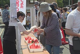 写真：生来て!見て!買って!卸売市場一般開放