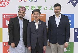 写真：豊田市トレヴェリアン基金の奨学生が市長を訪問
