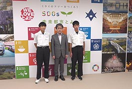 写真：ソフトテニス全国大会出場選手 市長訪問
