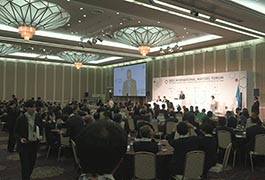 写真：2025国際首長フォーラム 開幕
