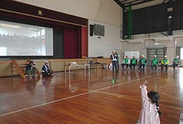 写真：「あいづままもる隊」がドローンを用いた見守り活動を実施