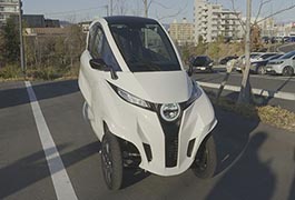 写真：都市型小型EV「Lean3」製品発表会