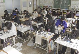 写真：豊田市小･中･特別支援学校児童生徒書き初め大会