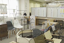 写真：リユース工房で「新生活フェア」を開催