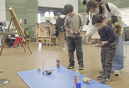 写真：ものづくり体験イベント「ものづくリンピック」