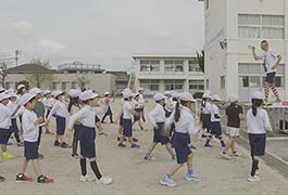 写真：スポーツ体験講座「走り方教室」