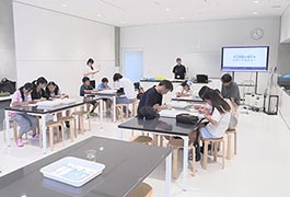 写真：川しらべ～身近な川の水ってきれい？～